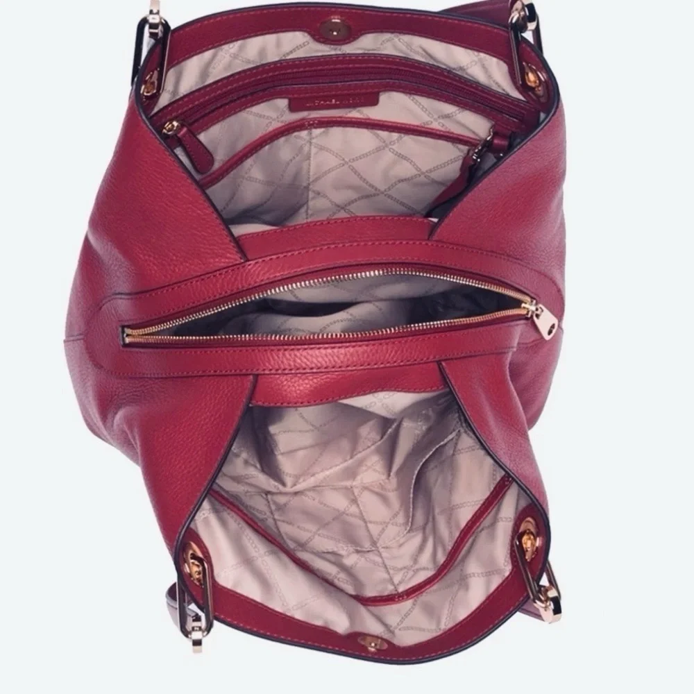 MICHAEL KORS  Raven Large Leather Shoulder Bag, burgundy